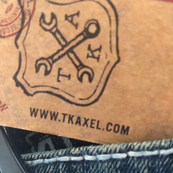 Women's Blue Jeans - Picture 4 of 6